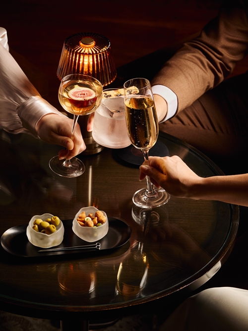 โรงแรมเดอะ เซนต์ รีจิส กรุงเทพฯ ต้อนรับเทศกาลส่งท้ายปีภายใต้ธีม ‘TIMELESS WONDER’