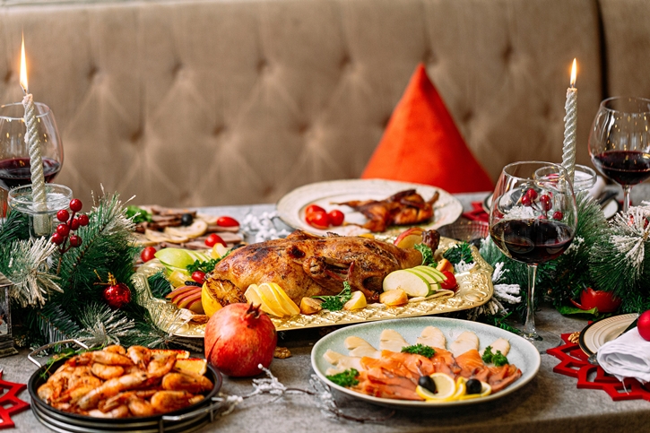 ก้าวสู่ความหรูหราในสไตล์ฮอลลีวูด พร้อมต้อนรับเทศกาลแห่งความสุข ที่ คอร์ทยาร์ด แมริออท ภูเก็ต ทาวน์