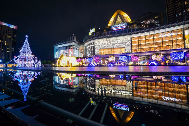 ไอคอนสยามจุดประกายความสุขปลายปี ด้วยมหัศจรรย์แสงสีสุดตระการตา “ICONSIAM Bangkok Illumination 2025: The Thaiconic Lighting Symphony”