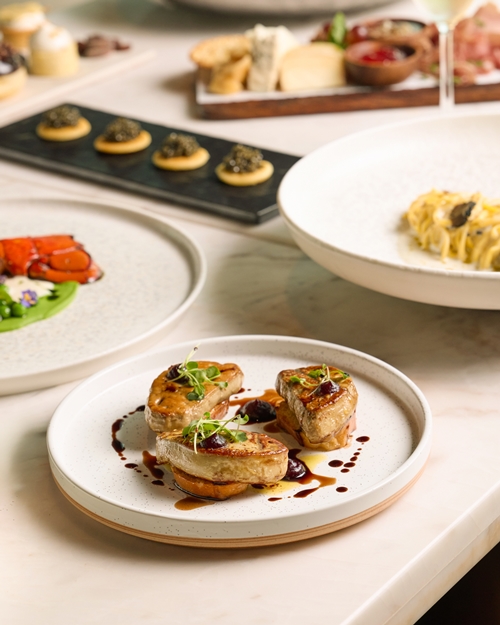 ห้องอาหารวูว์มอบเมนูพิเศษส่งท้ายปีตลอดเดือนธันวาคม เพลิดเพลินกับฟองดูว์ชีส เมนูจากตับห่าน และ ทรัฟเฟิลจากแคว้นปิเยมอนเต