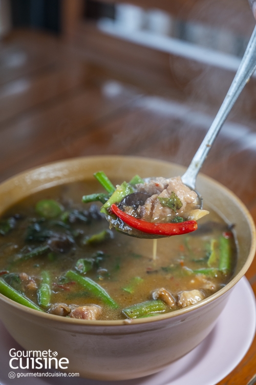 หลู้ลำ เชียงราย รสเหนือแท้ บรรยากาศสุดชิลริมแม่น้ำกก