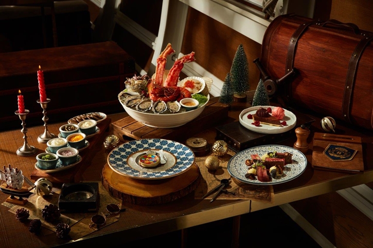 ร่วมเฉลิมฉลองคืนส่งท้ายปีเก่า กับ Cowboy Spirits & Midnight Cheers  พร้อมดื่มด่ำเมนูพิเศษบนเรือสิริมหรรณพ ณ เอเชียทีค เดอะ ริเวอร์ฟร้อนท์