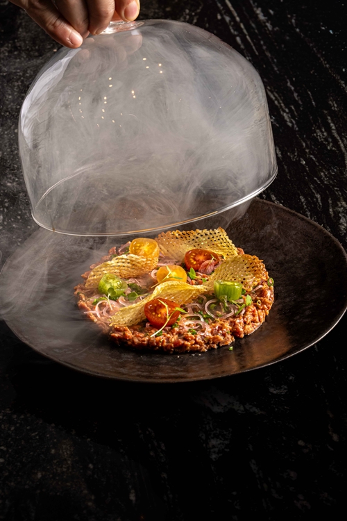 อลาตี้ (ALATi) โรงแรมสยามเคมปินสกี้ กรุงเทพฯ เปิดตัวคอนเซ็ปต์ใหม่ Grill, Fire, Smoke โดยเชฟฟิลลิป เทย์เลอร์