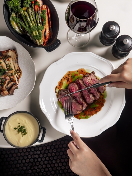 The Standard Grill ที่ The Standard, Bangkok เปิดตัว ‘Sunday Roast’ ความอร่อยแบบคลาสสิกทุกวันอาทิตย์แรกของเดือน