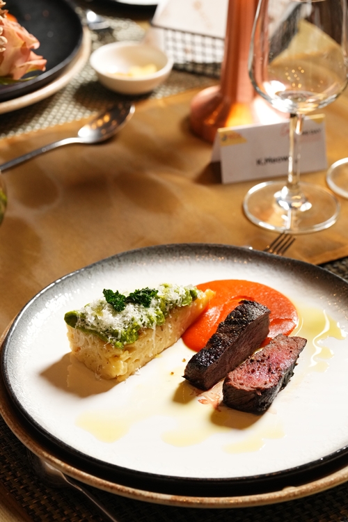 KCG เนรมิตค่ำคืนความสุข พร้อมรื่นรมย์กับมื้ออาหาร “Enjoy Eating Day 2025” ชิมชีส 8 สไตล์จากทั่วโลก ค้นหาชีสที่ใช่ บอกความเป็นตัวเราแบบ “Cheesonality” ร่วมกับเชฟดีกรีระดับโลก จาก KCG Ambassador Chefs