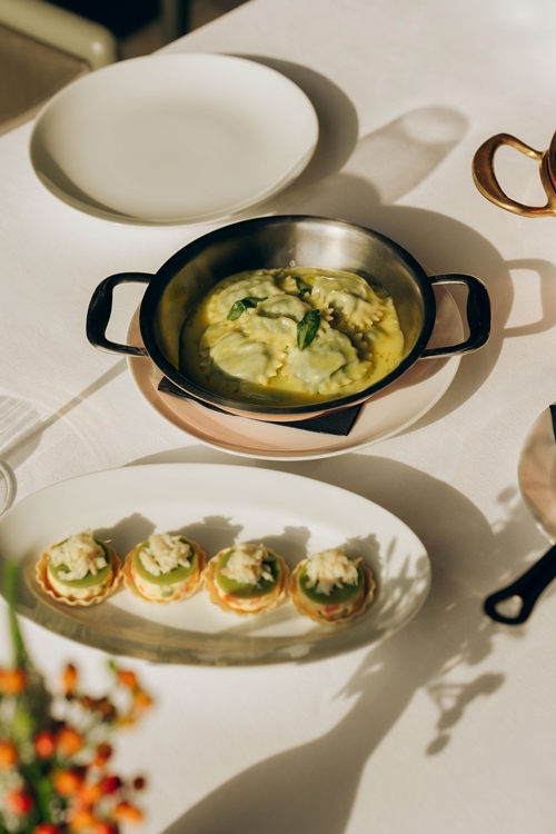 เฉลิมฉลองเทศกาลส่งท้ายปีครั้งแรก ณ อมัน นายเลิศ กรุงเทพ ประสบการณ์แห่งความสุข สงบ ที่รังสรรค์ขึ้นอย่างประณีต