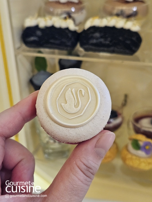 เจิดจรัส! The St. Regis Bangkok x Swarovski Festive Afternoon Tea ชุดน้ำชายามบ่ายเฟสทีฟเหนือกาลเวลาของ The St. Regis Bangkok