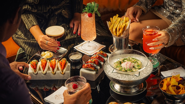 โรงแรมโฟร์ซีซั่นส์ กรุงเทพฯ ริมแม่น้ำเจ้าพระยา นำเสนอเทศกาลเฉลิมฉลองแห่งความสุขส่งท้ายปีและค่ำคืน Mystical Kingdom Gala ต้อนรับปีใหม่ 2569