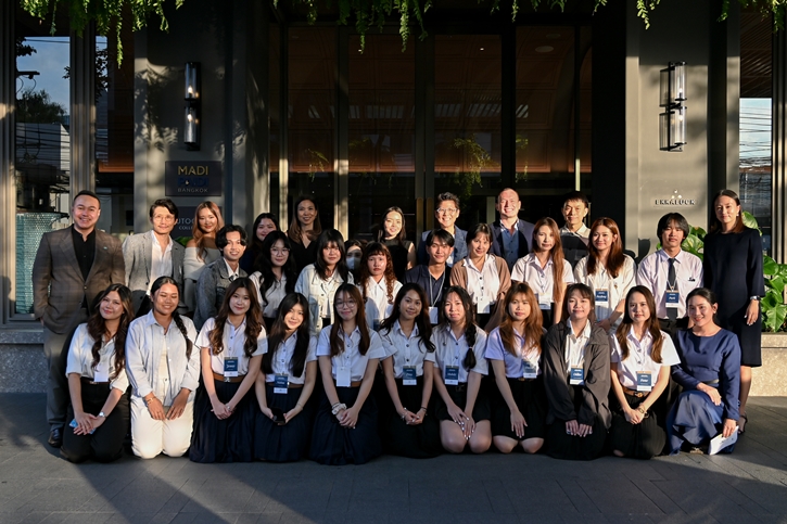 โรงแรมมาดี ไปดี กรุงเทพ จุดประกายความคิดสร้างสรรค์ ด้วยการประกวดตกแต่งเทศกาลครั้งแรก เปิดโอกาสให้คนรุ่นใหม่ได้แสดงศักยภาพ