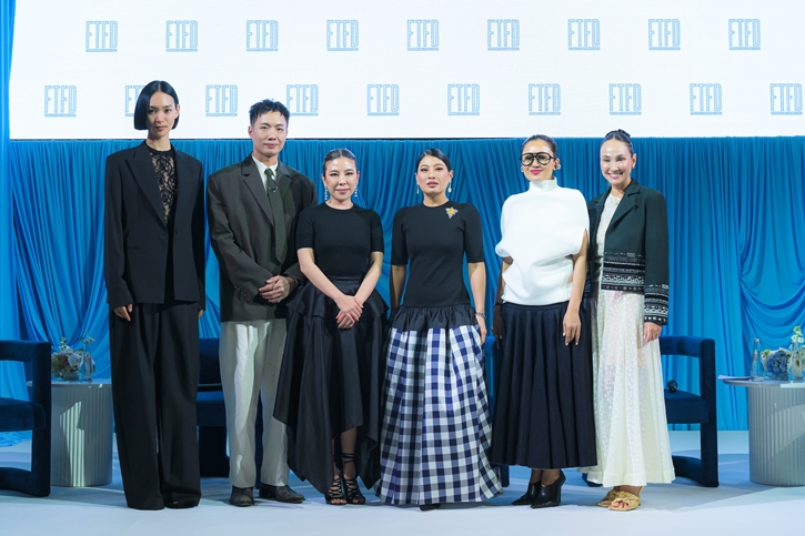 สมเด็จพระเจ้าลูกเธอ เจ้าฟ้าสิริวัณณวรีฯ เสด็จร่วมงานเสวนาถกอนาคตผ้าไทยบนเวที “Fashion Design Symposium” ในงาน Silk Festival 2025