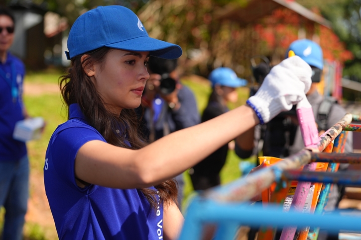 บางกอกแอร์เวย์ส ชวน ญาญ่า–อุรัสยา แบ่งปันความอบอุ่นสู่ชุมชน มอบผ้าห่มรักษ์โลกในกิจกรรม ‘Seasons of Giving 2025’