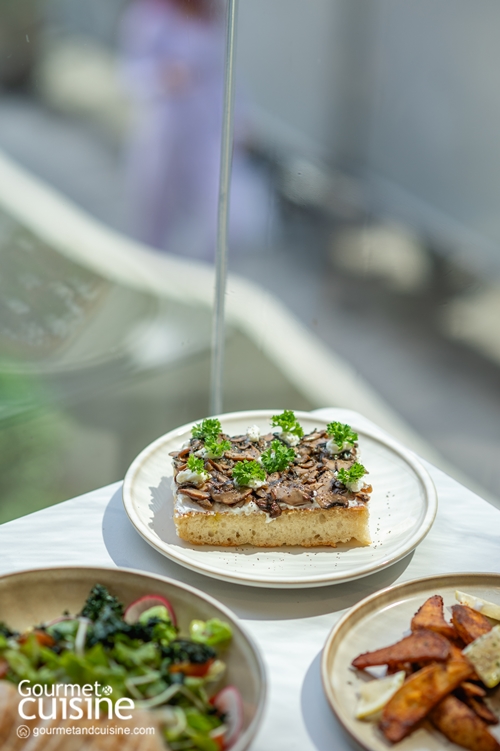 หลบความวุ่นวายของคนเมืองไปพักใจพร้อมอิ่มท้องที่ ABBA Café & All-day Dining