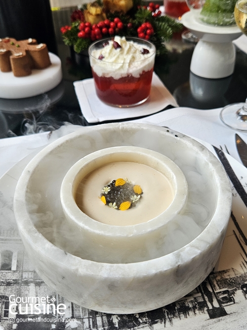 Four Seasons Hotel Bangkok เพิ่มความอบอุ่นหัวใจตลอดเทศกาลคริสต์มาสด้วย The Holiday Afternoon Tea