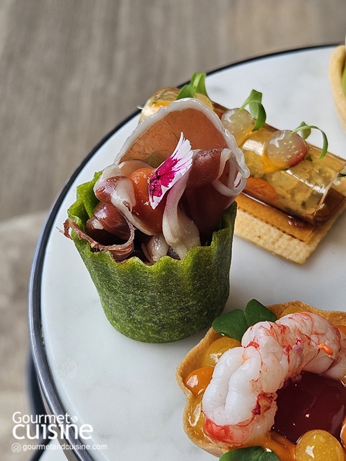 Four Seasons Hotel Bangkok เพิ่มความอบอุ่นหัวใจตลอดเทศกาลคริสต์มาสด้วย The Holiday Afternoon Tea