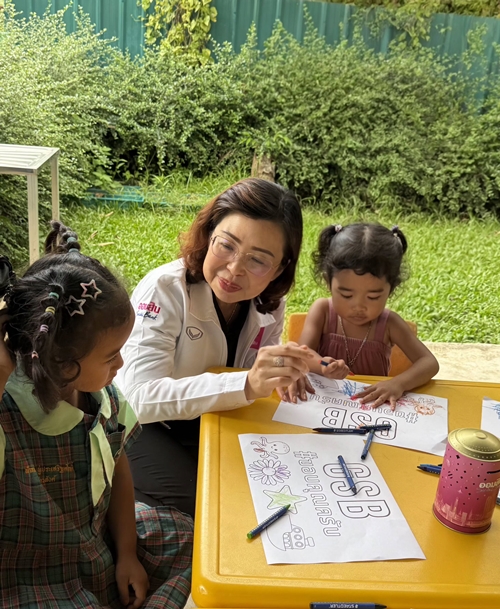 ออมสิน ช่วยตั้งหลักให้ผู้ปกครองชาวหาดใหญ่ สนับสนุนอุปกรณ์เครื่องใช้เด็กนักเรียน รวมมูลค่ากว่า 3 ลบ.