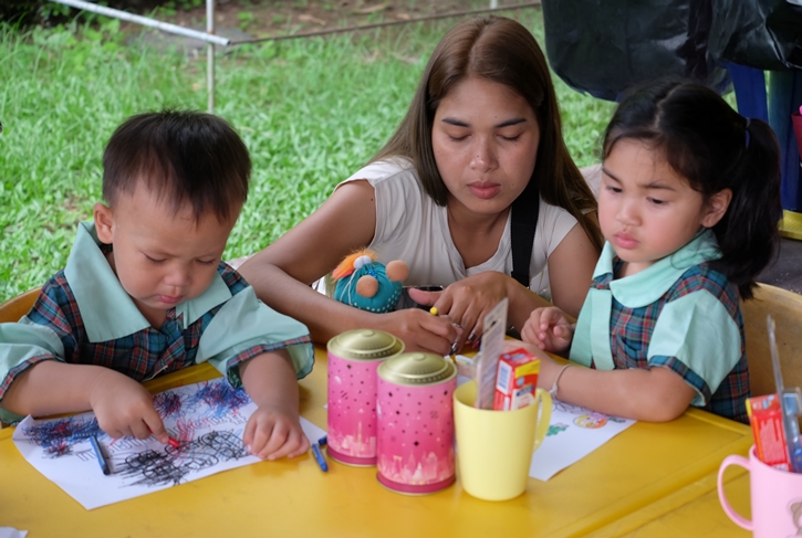 ออมสิน ช่วยตั้งหลักให้ผู้ปกครองชาวหาดใหญ่ สนับสนุนอุปกรณ์เครื่องใช้เด็กนักเรียน รวมมูลค่ากว่า 3 ลบ.