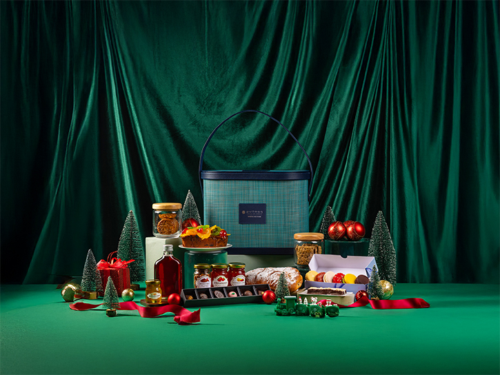 THE PULLMAN HOLIDAY HAMPER ของขวัญแห่งเทศกาลสำหรับคนพิเศษ