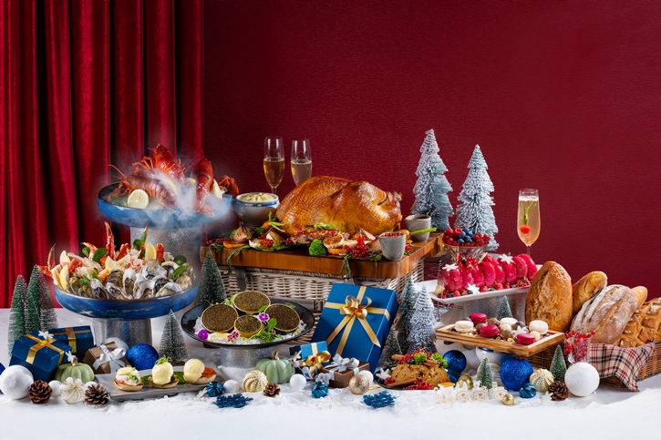 บุฟเฟต์คริสต์มาสสุดยิ่งใหญ่.. รสชาติแห่งความสุขและความหรูหราที่คุณไม่ควรพลาด ณ ห้องอาหารควิซีน อันปลั๊ก โรงแรมพูลแมน คิง เพาเวอร์ กรุงเทพ