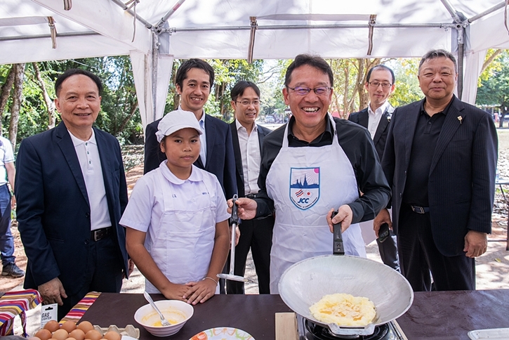 “โครงการซีพีเลี้ยงไก่ไข่เพื่ออาหารกลางวันนักเรียน” ไข่ไก่ไม่ใช่แค่อาหารกลางวัน แต่คือบทเรียนชีวิตของเด็กในพื้นที่ห่างไกล