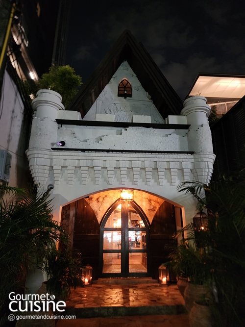 Quilombo สเต๊กเฮาส์สไตล์อาร์เจนตินาในปราสาทหินใจกลางทองหล่อ