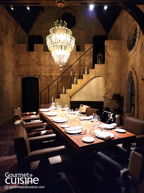 Quilombo สเต๊กเฮาส์สไตล์อาร์เจนตินาในปราสาทหินใจกลางทองหล่อ