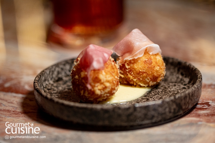 mL Bar บาร์น้องใหม่ย่านสีลม ที่หยิบตัวเลขมาครีเอตเป็นค็อกเทล