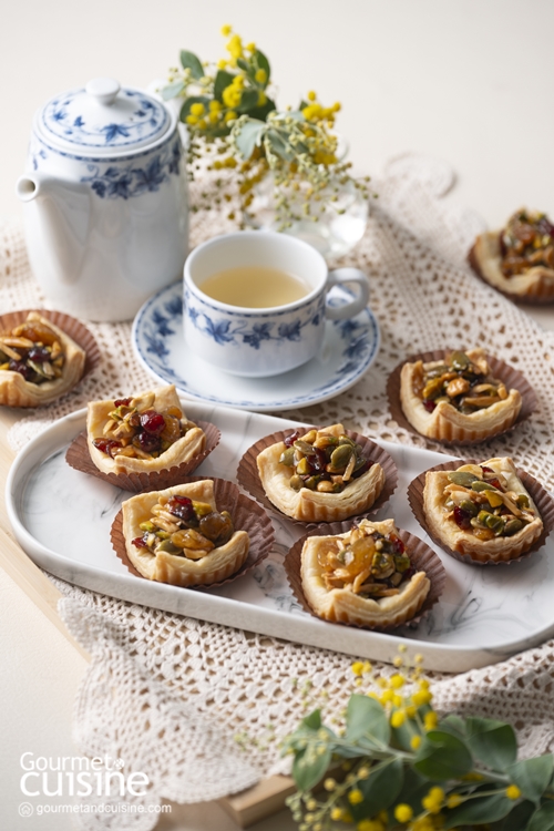 พายสารพัดถั่วและผลไม้แห้ง สูตรเร่งด่วนของป้าเจี๊ยบ (Mixed Nuts & Dried Fruits Pie)