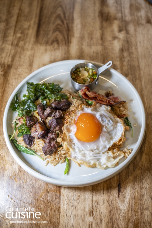 Rock Me Burger & Bar จุดรวมพลคนรักเบอร์เกอร์เชียงใหม่