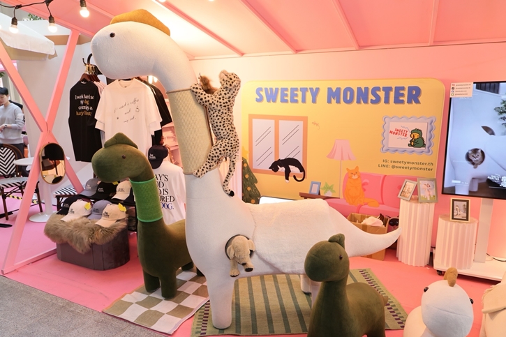 กูร์เมต์ มาร์เก็ต ชวน “กลัฟ - คณาวุฒิ” และเหล่าอินฟลูเอนเซอร์สี่ขาอวดความน่ารัก  ฉลองเปิดงาน “PETSHOOD” คอมมูนิตี้สุดชิคสำหรับคนรักสัตว์ ใจกลางสุขุมวิท