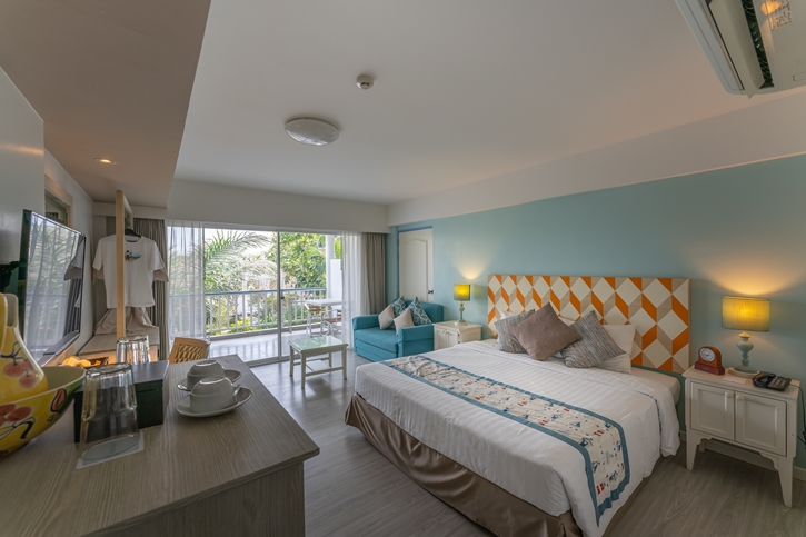 Sweet Escape ติดเกาะหวานฉ่ำฉลองวาเลนไทน์  กับแพ็คเกจห้องพักสุดสวีท จากโรงแรมซัมแวร์ เกาะสีชัง อินเลิฟกับทริปล่องเรือยอร์ช ดินเนอร์คู่รัก และห้องพักสุดโรแมนติก