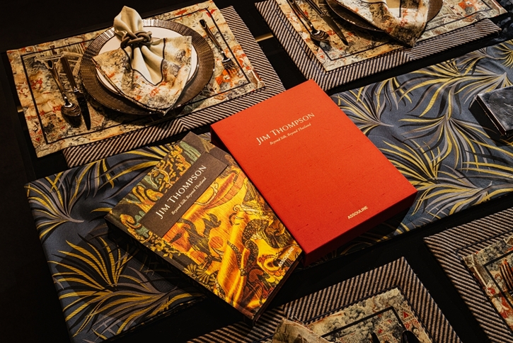 จิม ทอมป์สัน ฉลอง 75 ปีอย่างยิ่งใหญ่ใจกลางปารีส เปิดตัว Coffee Table Book ในชื่อ  “Jim Thompson: Beyond Silk, Beyond Thailand” 