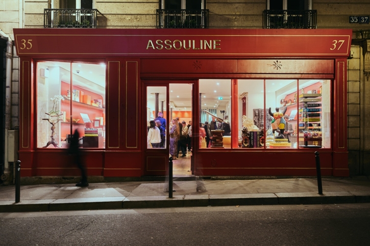 จิม ทอมป์สัน ฉลอง 75 ปีอย่างยิ่งใหญ่ใจกลางปารีส เปิดตัว Coffee Table Book ในชื่อ  “Jim Thompson: Beyond Silk, Beyond Thailand” 