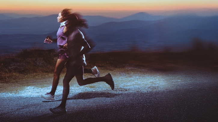 อาดิดาส และ HERMANOS KOUMORI เปิดตัวรองเท้าวิ่ง Adizero Evo SL HK