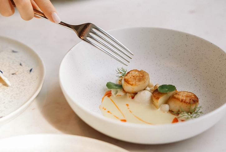 ฉลองเดือนแห่งความรักอย่างเหนือระดับ ณ โรงแรมเดอะ เซนต์ รีจิส กรุงเทพฯ