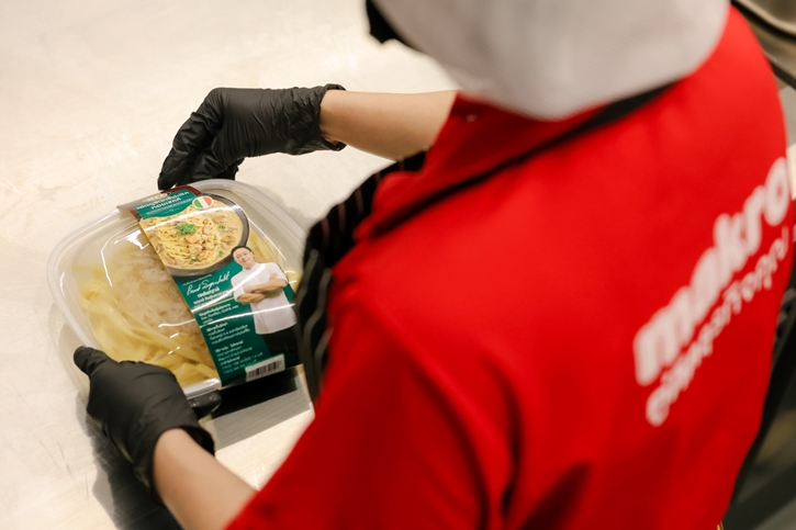 ซีพี แอ็กซ์ตร้า จับมือเชฟชื่อดัง  เดินหน้าสร้างประสบการณ์อาหารพร้อมทานคุณภาพ  สะดวก อร่อย ได้มาตรฐาน ส่งถึงมือลูกค้า