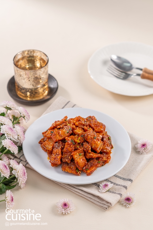 หมูกรอบเคลือบคาราเมล เมนูอร่อยที่แปลงร่างจากหมูสามชั้นต้มไหว้ตรุษจีน สูตรโดย คุณนายติ่ง