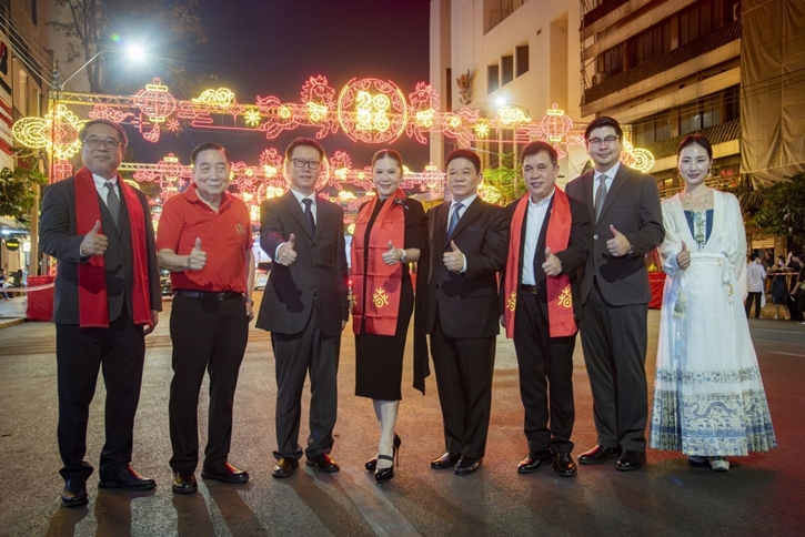 ไทยเบฟ สนับสนุนการประดับตกแต่งโคมไฟ ต้อนรับเทศกาล “ตรุษจีนเยาวราช”