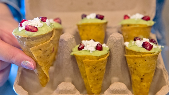 เอร็ดอร่อยไปกับ 6 ร้านพร้อมเสิร์ฟเมนูจากอะโวคาโด