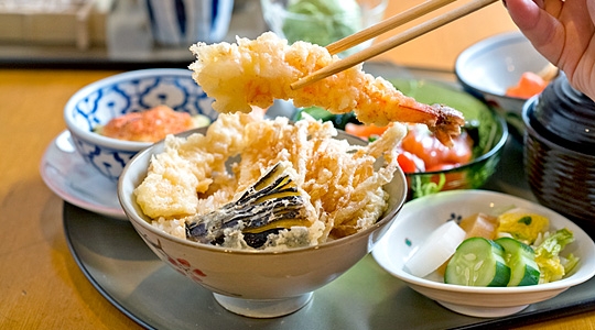 เซ็ตอาหารกลางวันสุดคุ้ม แสนอร่อย ตามแนวเส้นสุขุมวิท
